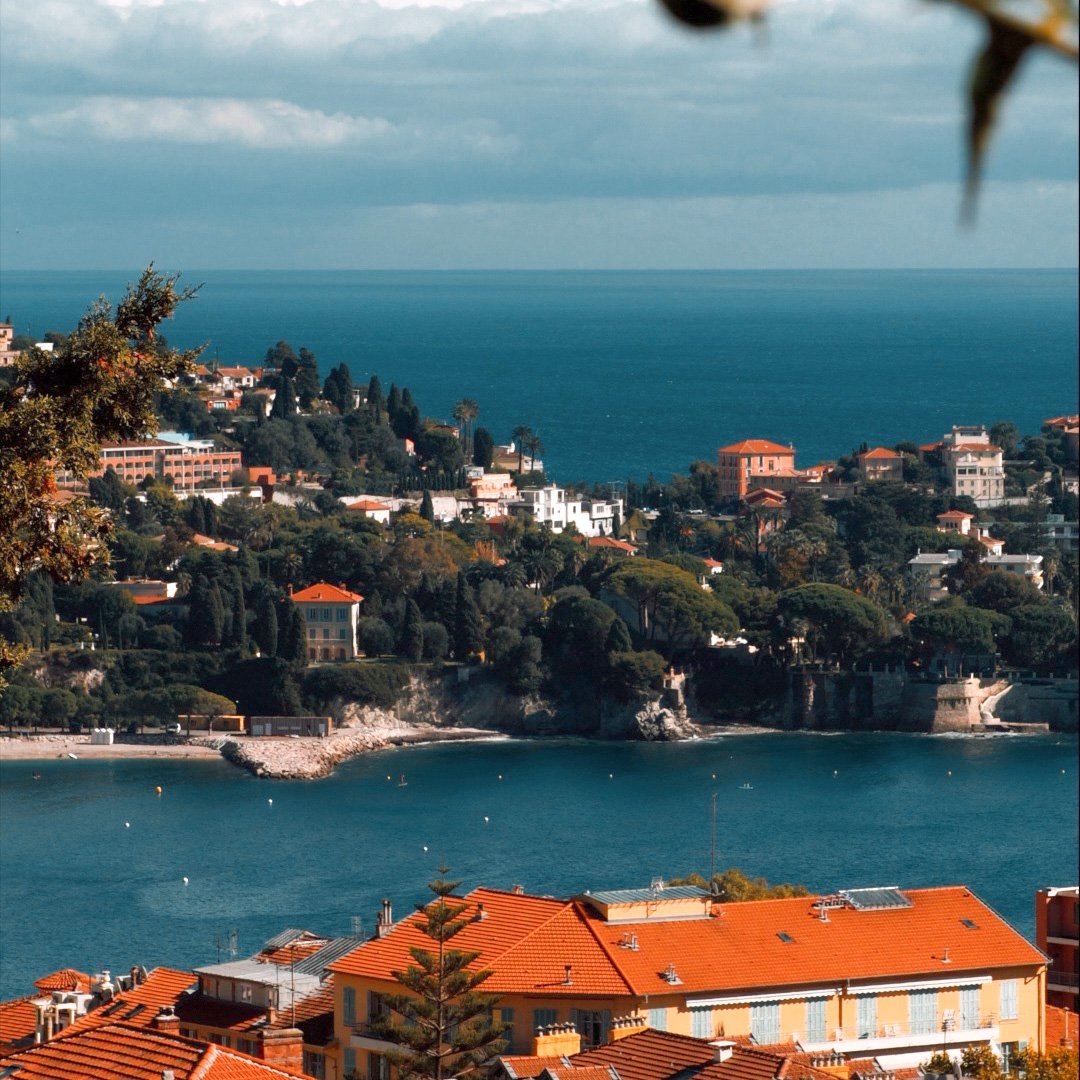 Studenti che studiano il francese a Villefranche-sur-Mer
